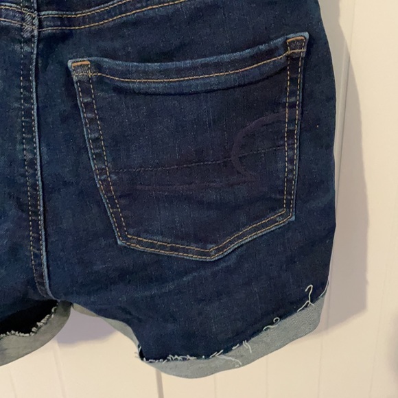 AE 🦅 2 Hi Rise Shortie Jean Shorts American Eagle - Picture 4 of 8